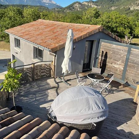 Sublime Studio De Caractere ,50 M2 Climatise . Montlaur-en-Diois Екстериор снимка